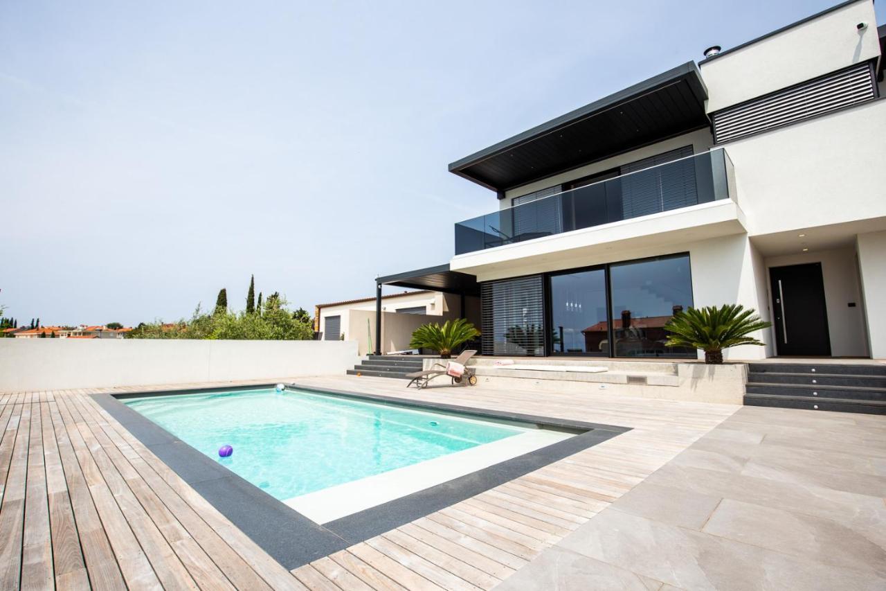 Villa Kraljica 波尔托罗 外观 照片